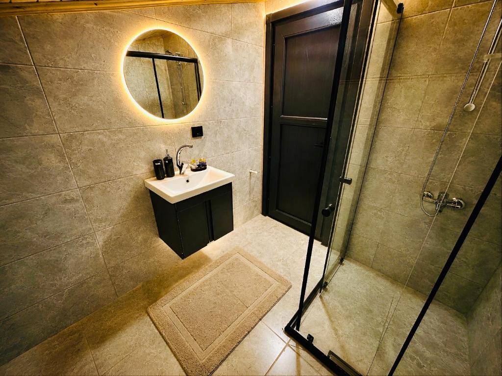 Deluxe Queen Süit · Banyo detayları